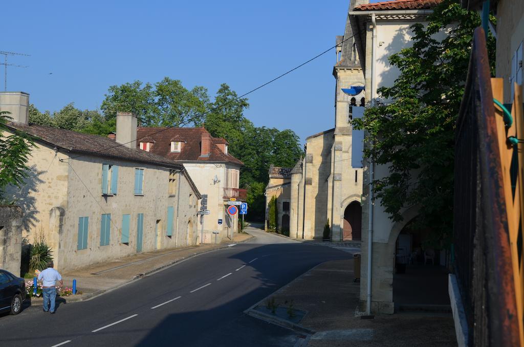 Maison d'Hôtes Rouge Bordeaux Auros Extérieur photo